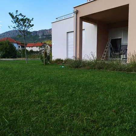 Villa Centar *